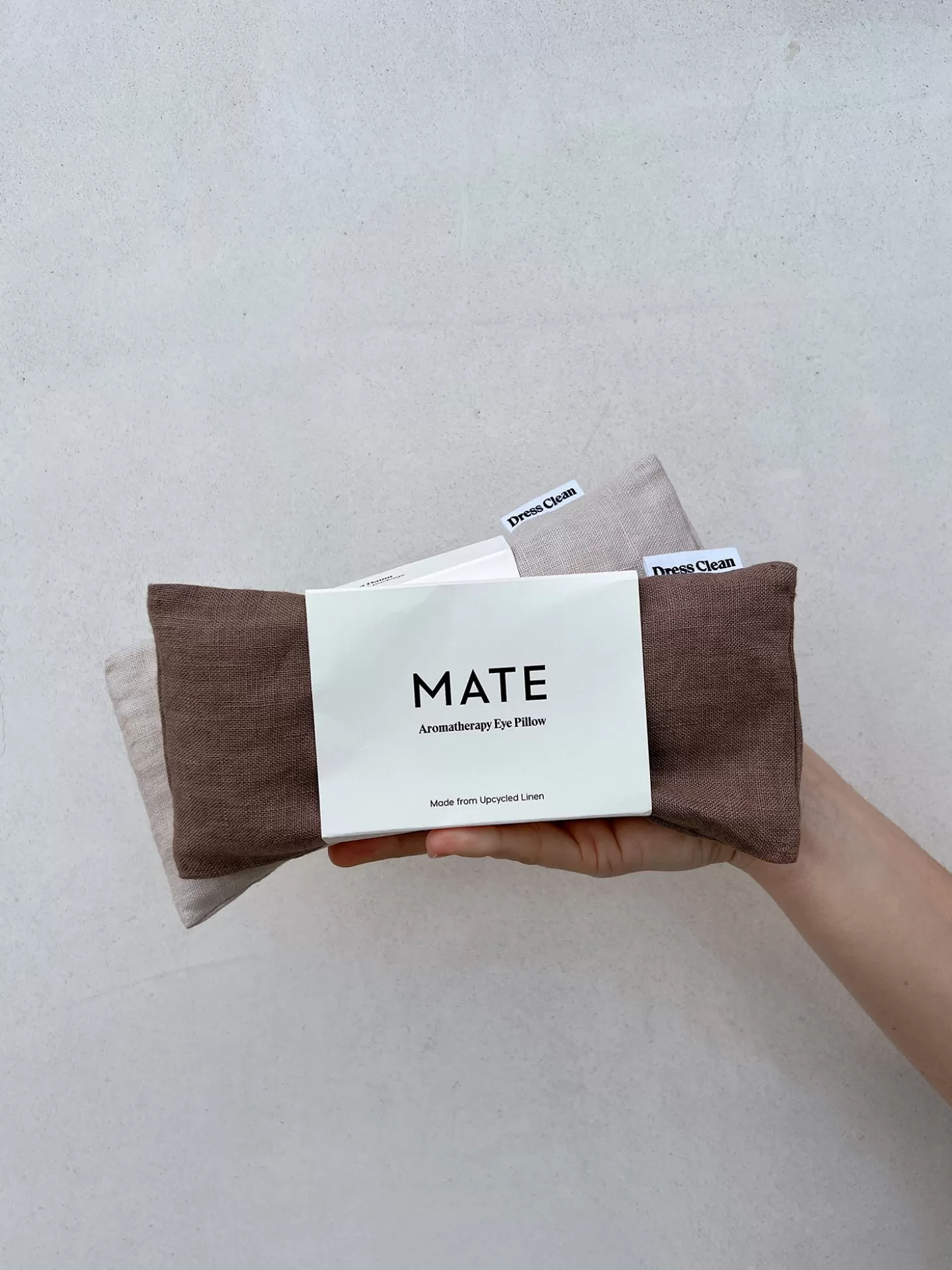 Women MATE the Label Aromatherapy Eye Pillow